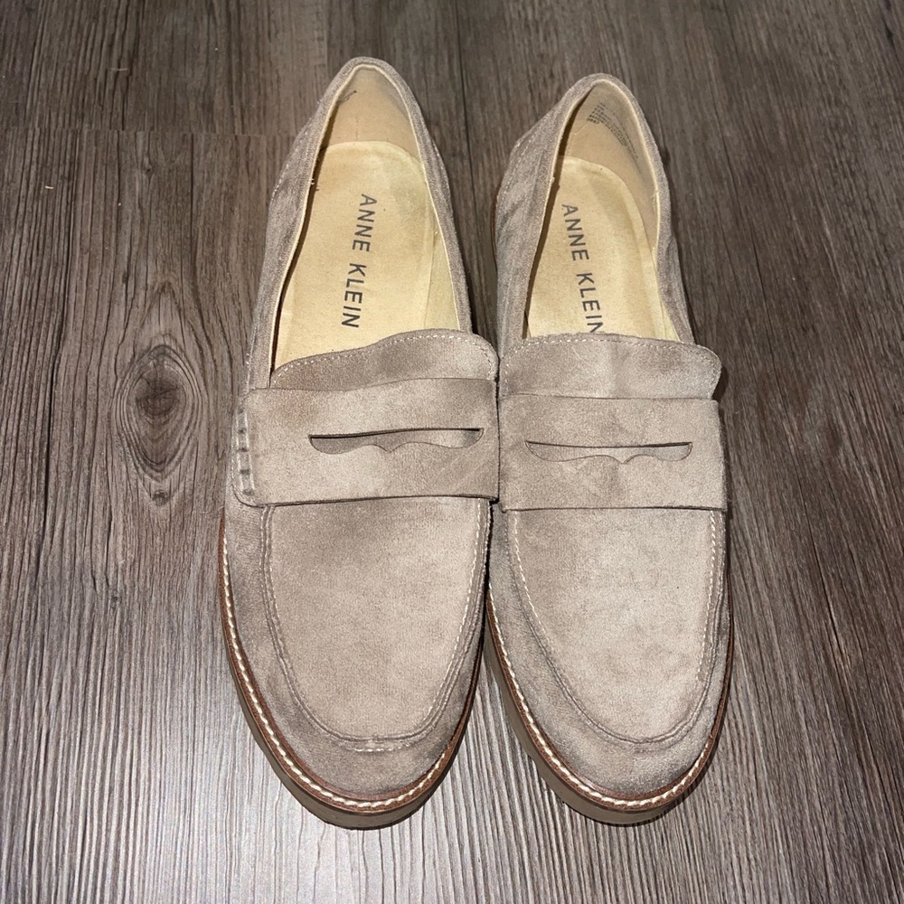 Anne Klein Tan Loafers
